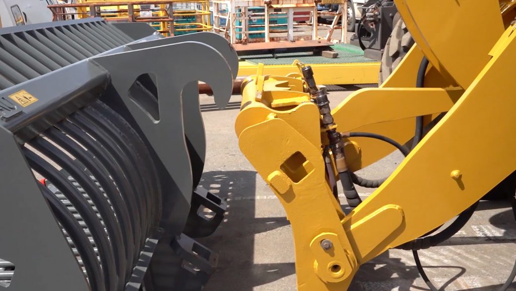 AU Buckets - Wheel Loaders - Getting Hitched Blog